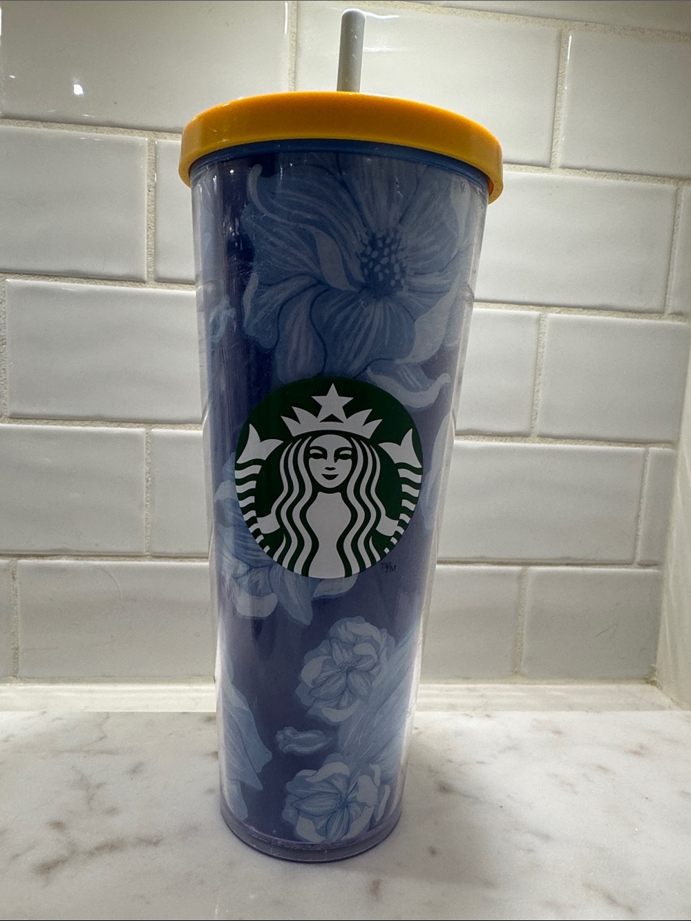 Starbucks’ spring floral merchandise collection Spring 2019. Rare collectors